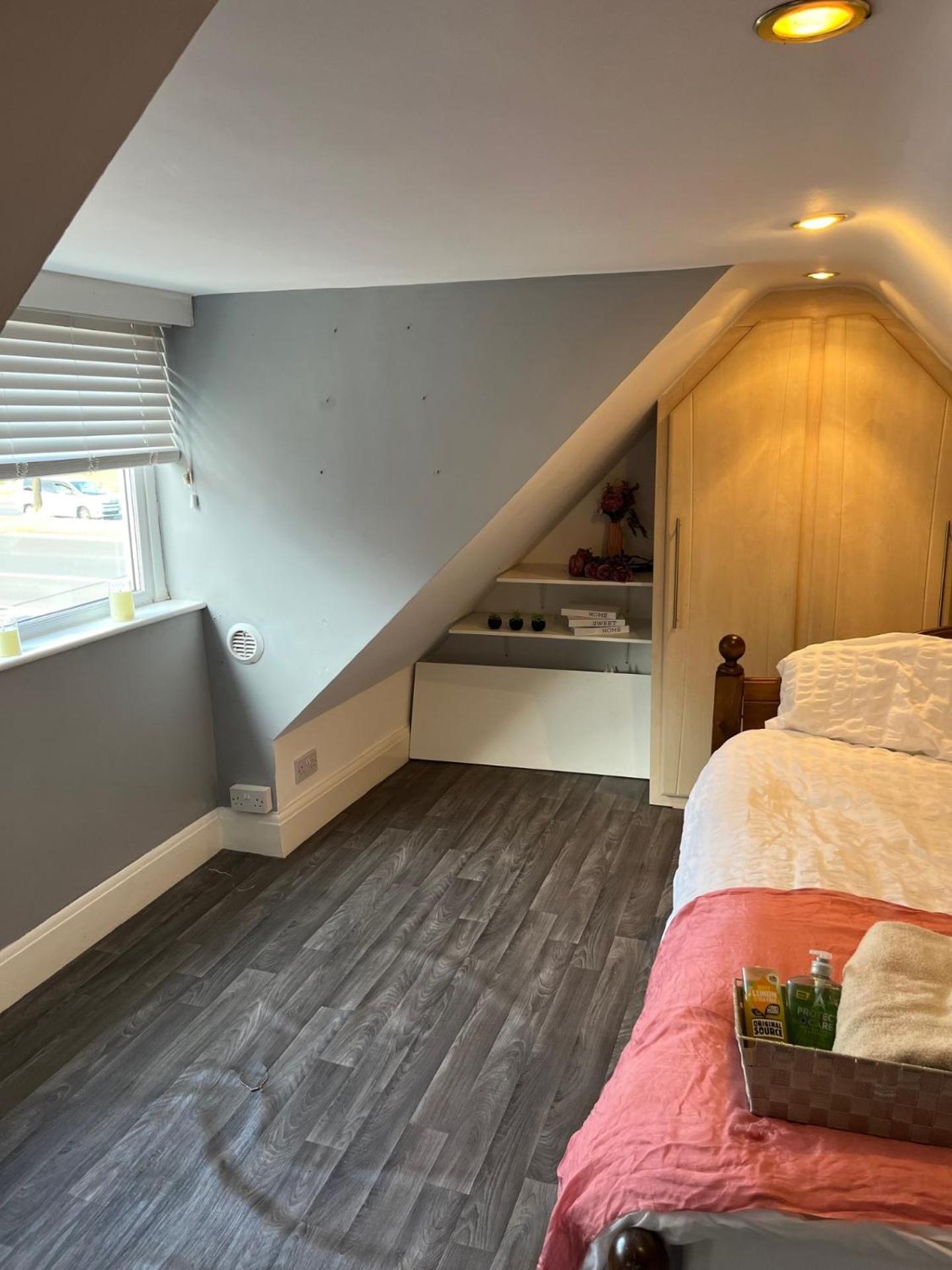 Cozy Room In A Serene House Birmingham Exterior foto